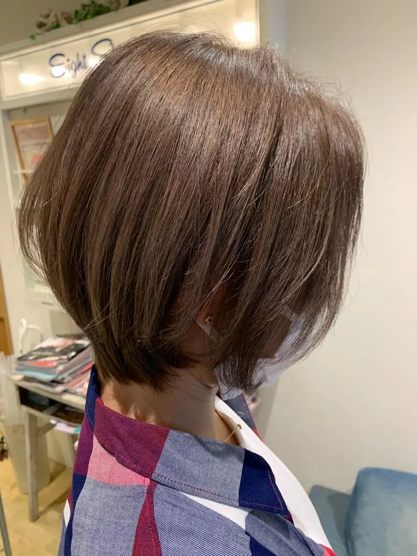 ショート アッシュ アッシュブラウン ショートヘア カット ヘアカラー トリートメント 渋谷ハイトーン/ デザインカラー阿部のヘアスタイル
