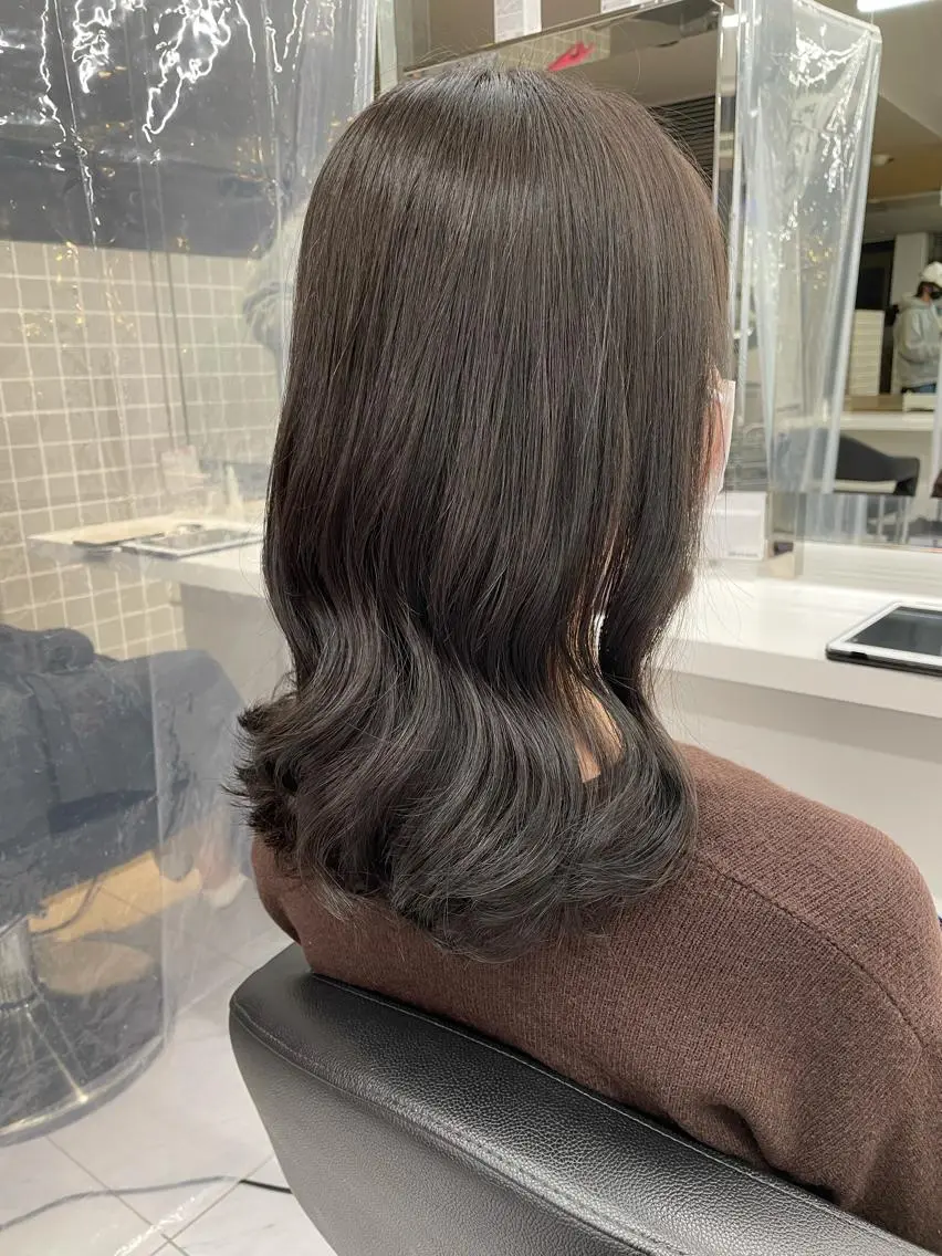 ミディアム 【丁寧なカウンセリ ング】MIHOのヘアスタイル