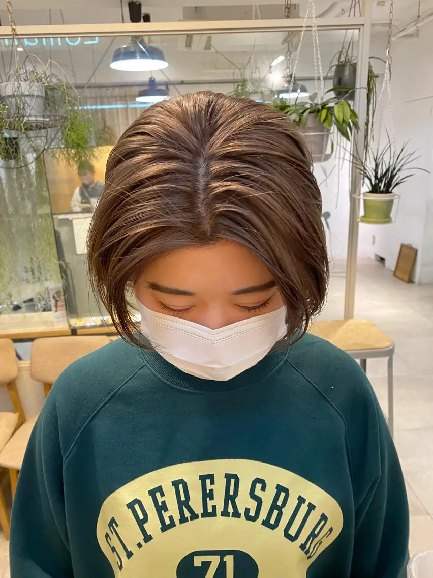 ショート カラー ベージュカラー ブリーチ ミルクティーベージュ Lomalia 🤍🫧/makoのヘアスタイル