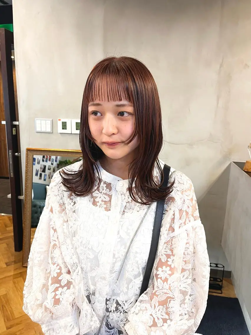 ミディアム カラー ブリーチ ダブルカラー ブリーチなしカラー オン眉 ena/ブリーチなし 透明感・レイヤー🎀のヘアスタイル