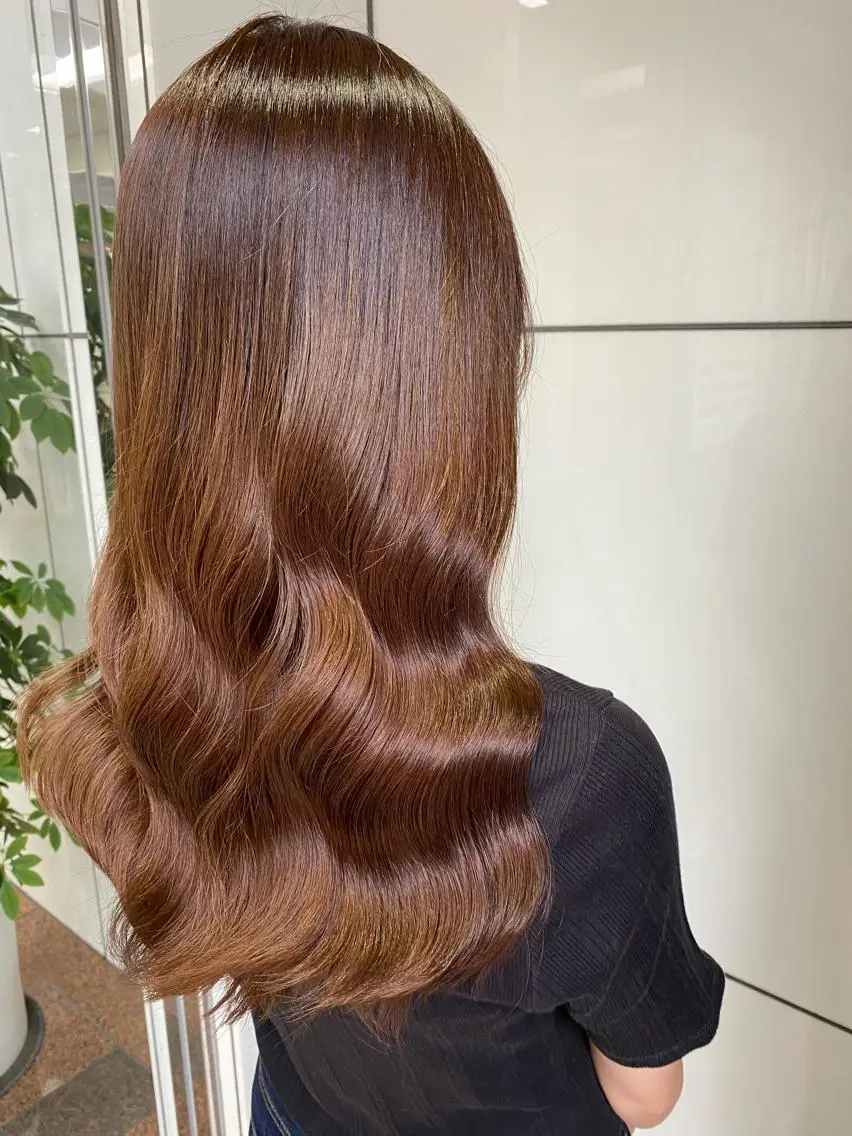 ロング カラー 岩崎 昭憲のヘアスタイル