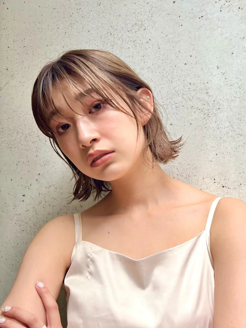 ショート カラー ヘアアレンジ ベージュカラー 透明感カラー グレージュ ボブ カット ヘアカラー トリートメント レイヤー専門家 ダブルカラー修のヘアスタイル