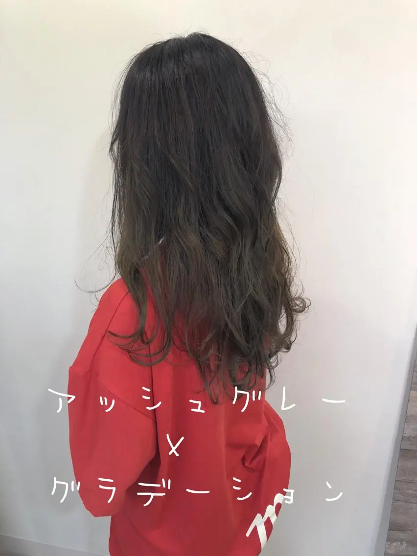 ロング カラー アッシュ アッシュグレー 透明感カラー グラデーションカラー 似合わせ専門美容師 なかじまのヘアスタイル