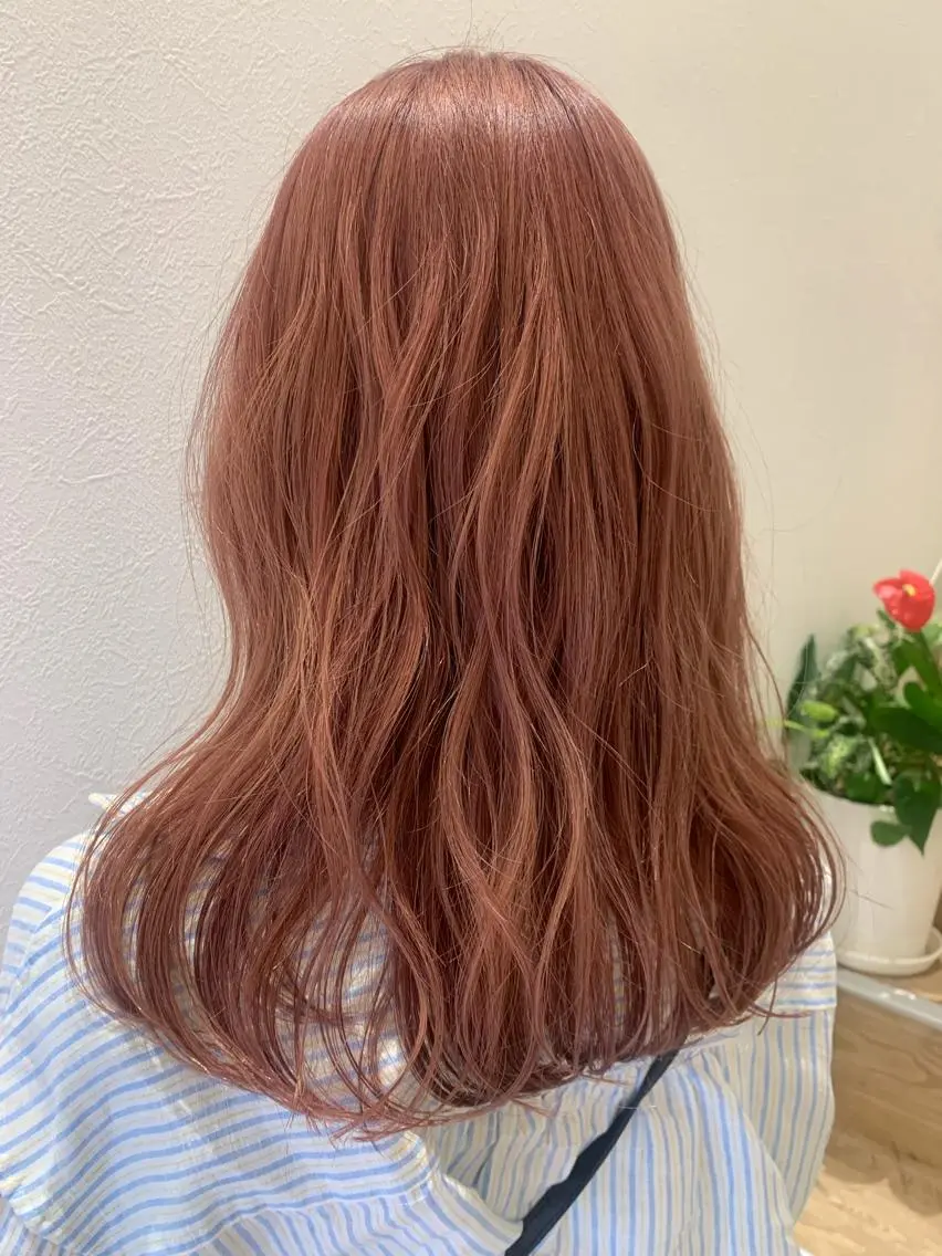 ロング カラー ブリーチ hubhair レイヤー/透明感のヘアスタイル