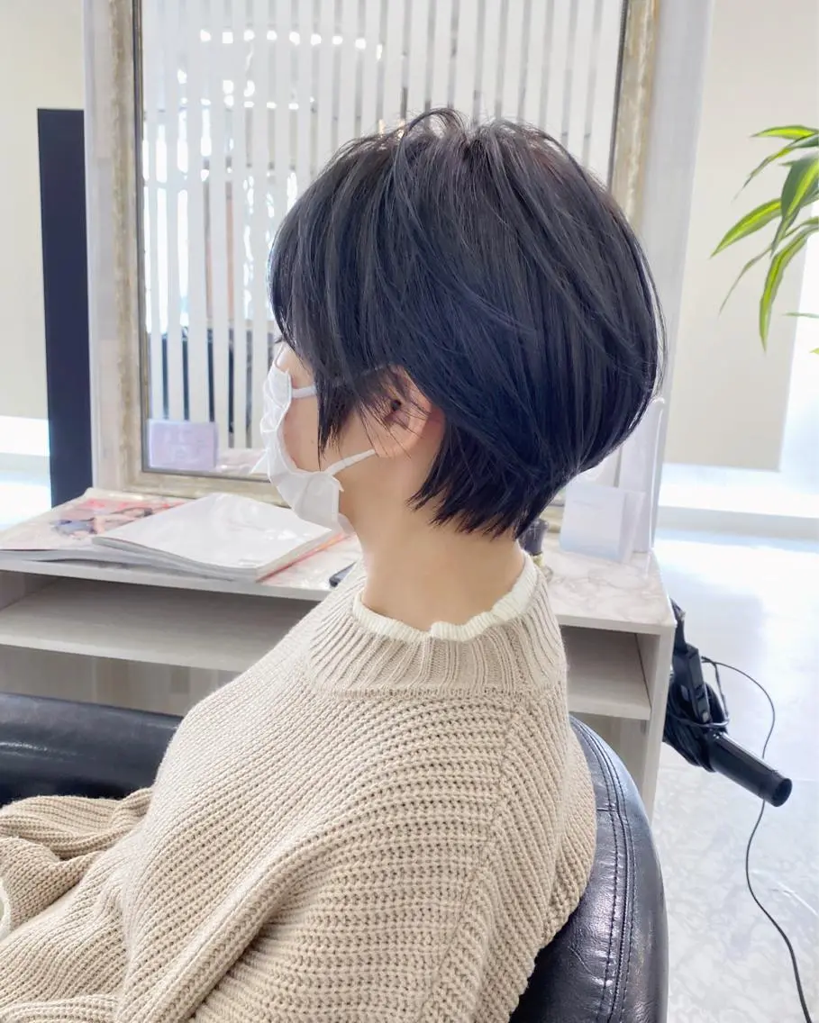 ショート カラー YURI ✨のヘアスタイル