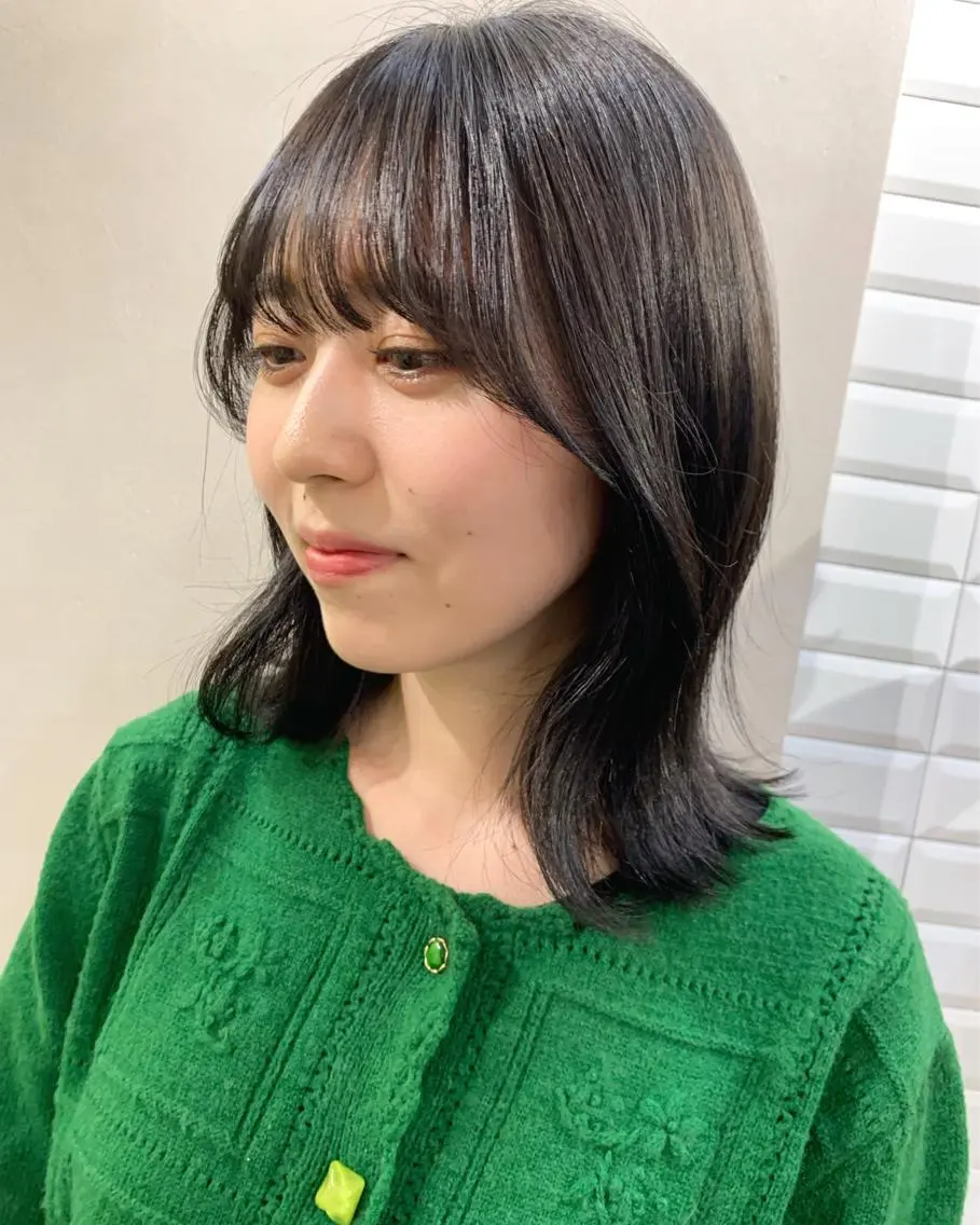 ミディアム カラー 透明感カラー hubhair レイヤー/透明感のヘアスタイル