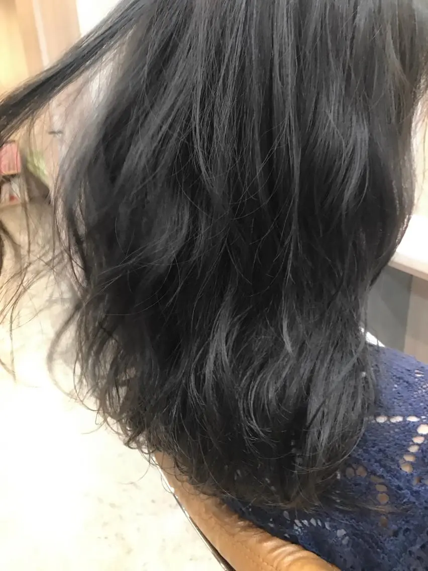 セミロング カラー ブリーチ ブラウンカラー グレージュ ブリーチなしカラー 髪質改善🌟 TAKERUのヘアスタイル