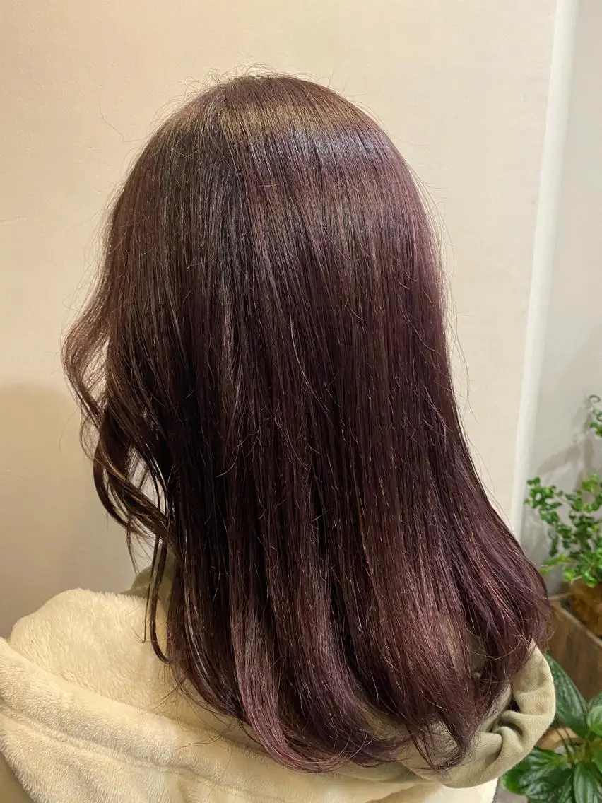 ミディアム カラー 金ウンス 髪質改善カラーのヘアスタイル