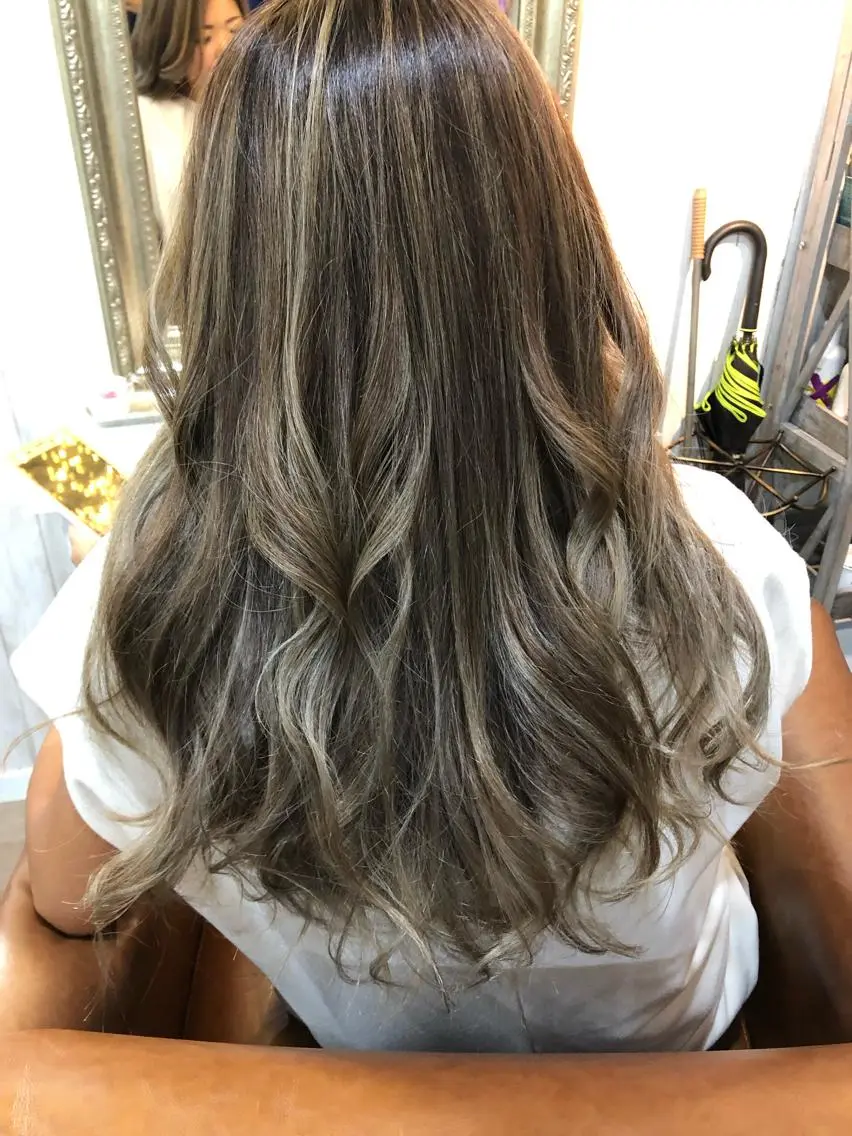ロング ヘアカラー トリートメント 🐆アンドウ チカコ🦓のヘアスタイル