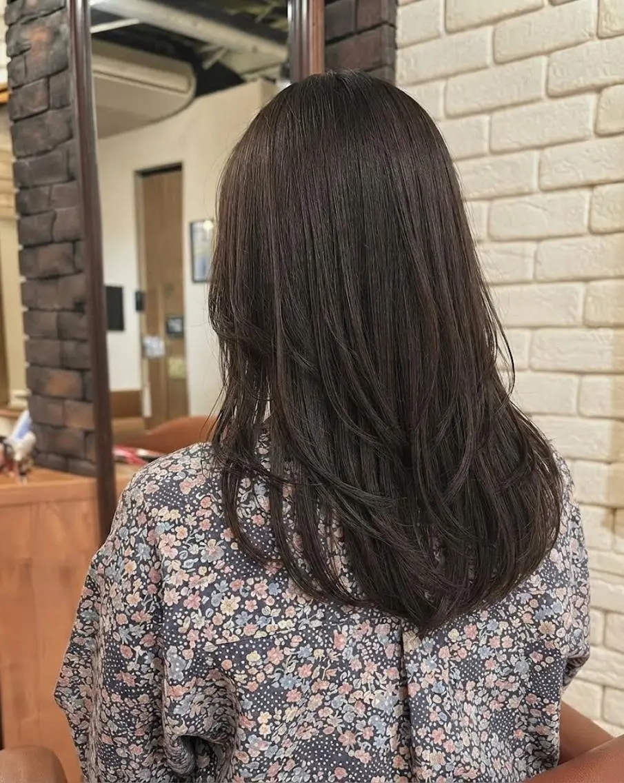カラー ロング レイヤーカット ロング カット ヘアカラー トリートメント ヘッドスパ flencia 丸 和博｜カットのヘアスタイル