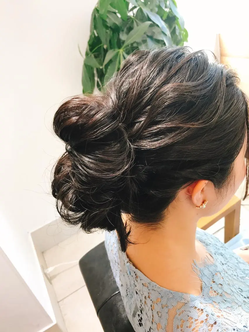 セミロング ヘアアレンジ shi hoのヘアスタイル