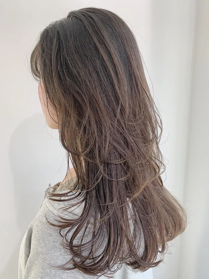 ロング カラー ヘアアレンジ アディクシーカラー ベージュカラー グレージュ ハイライトカラー イルミナカラー レイヤーカット/艶髪 🎀笠原 優花🎀のヘアスタイル