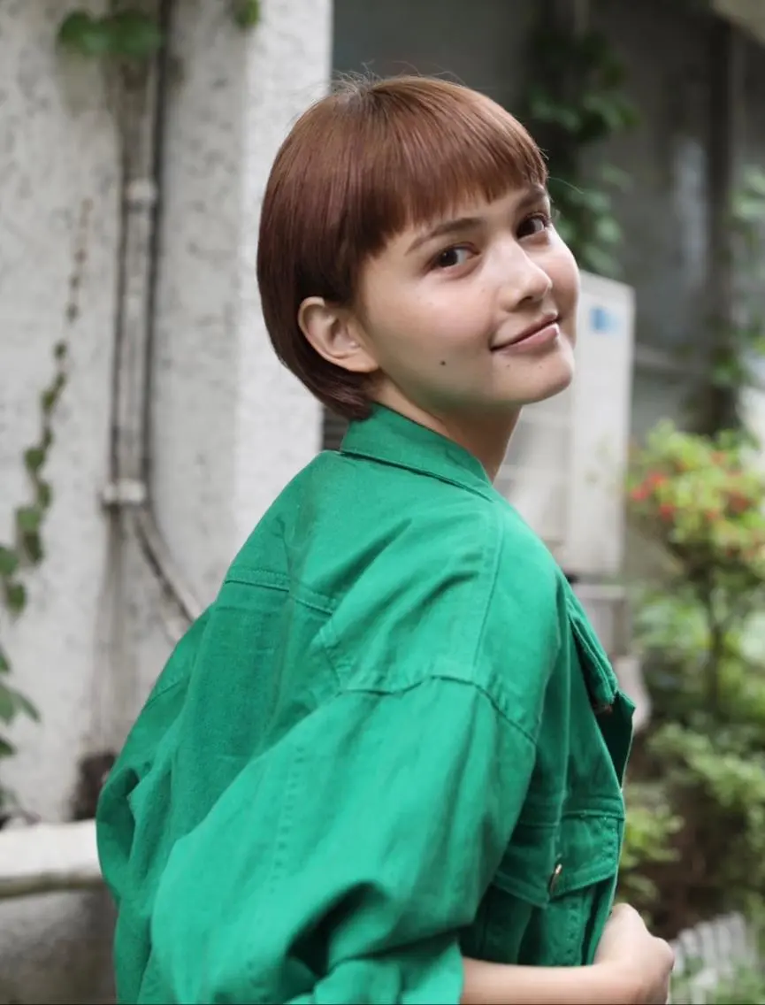 ショート カラー 丸みショート ベージュカラー ブラウンカラー ブラウンベージュ ショートヘア カット moanin モーニンのヘアスタイル