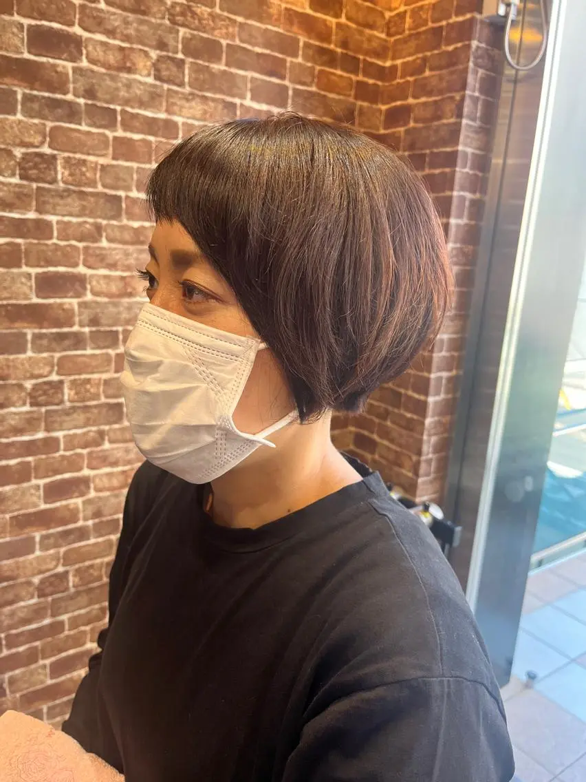 ショート カラー パーマ ヘアアレンジ メンズ キッズ ネイル マツエク・マツパ アイブロウ メンズハイライト メンズパーマ ブラウンカラー ケアカラー 透明感カラー 久木原 ゆりのヘアスタイル