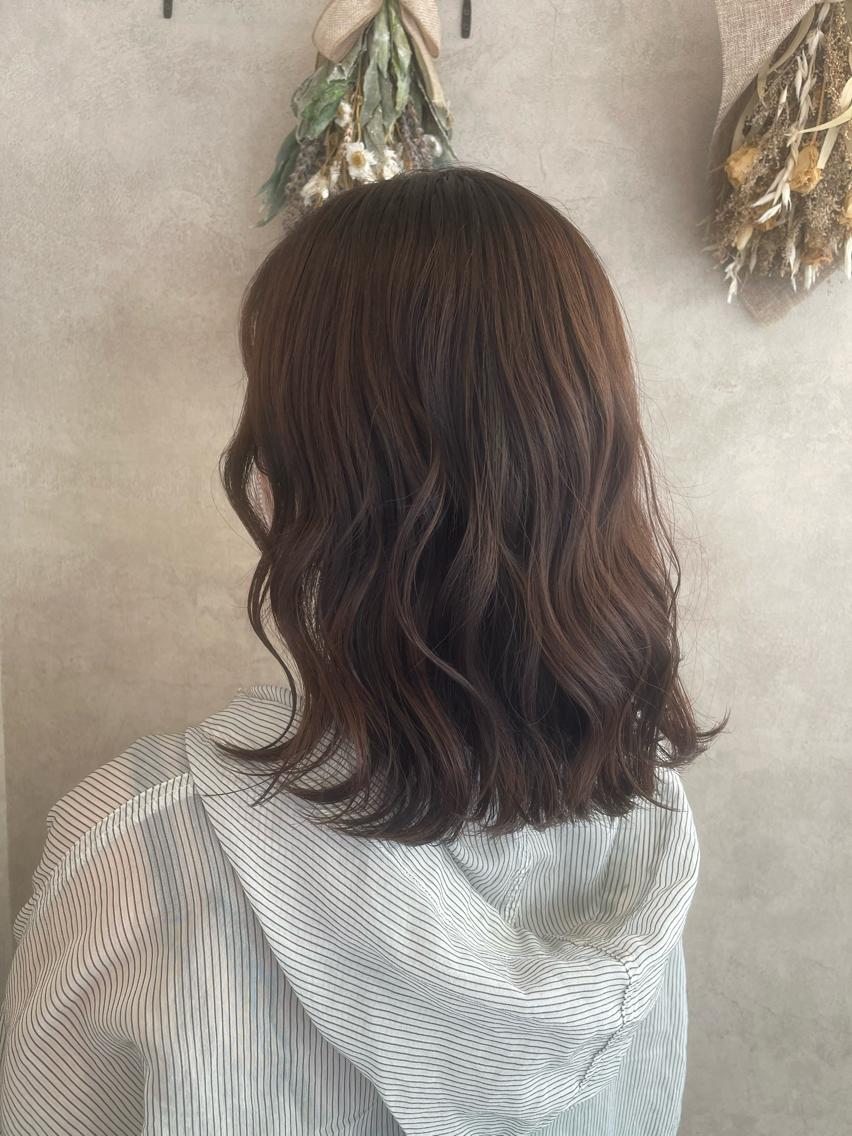 ミディアム カラー ヘアアレンジ わかまつ　ももみ 🕊️/ヘアセットのヘアスタイル