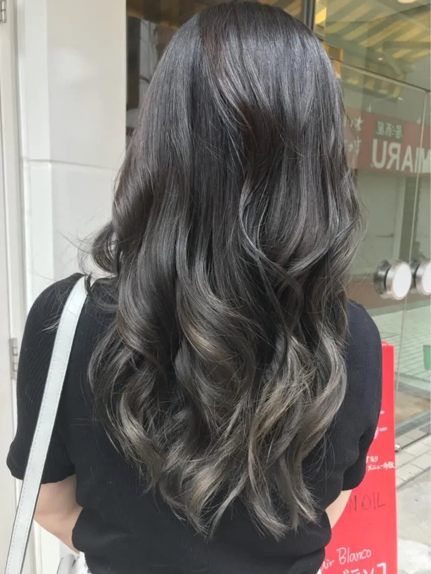 ロング カラー グラデーションカラー グレージュ ハイライトカラー ハイライト 🫟Blanco🫟 Color&Careのヘアスタイル