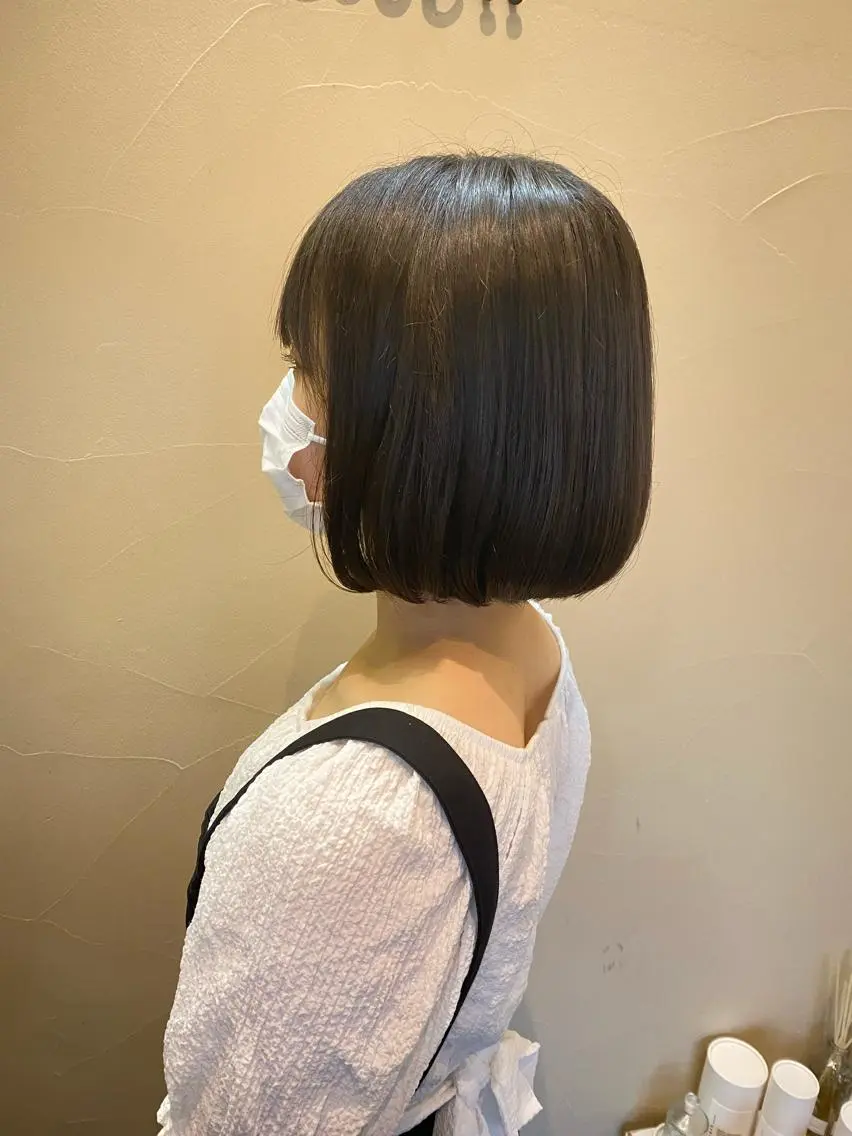 ミディアム 切りっぱなしボブ ボブ 大形 誉のヘアスタイル