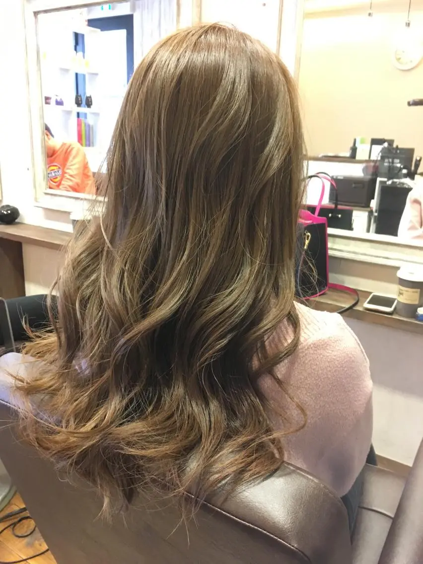 ロング ハイトーン得意😍 Lumiereのヘアスタイル