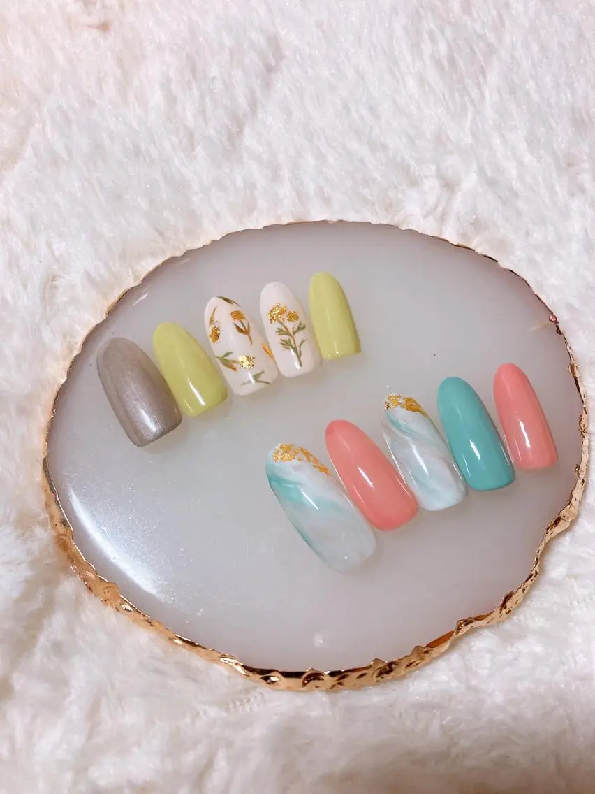 ネイル Agu. Nail tomoのネイルデザイン
