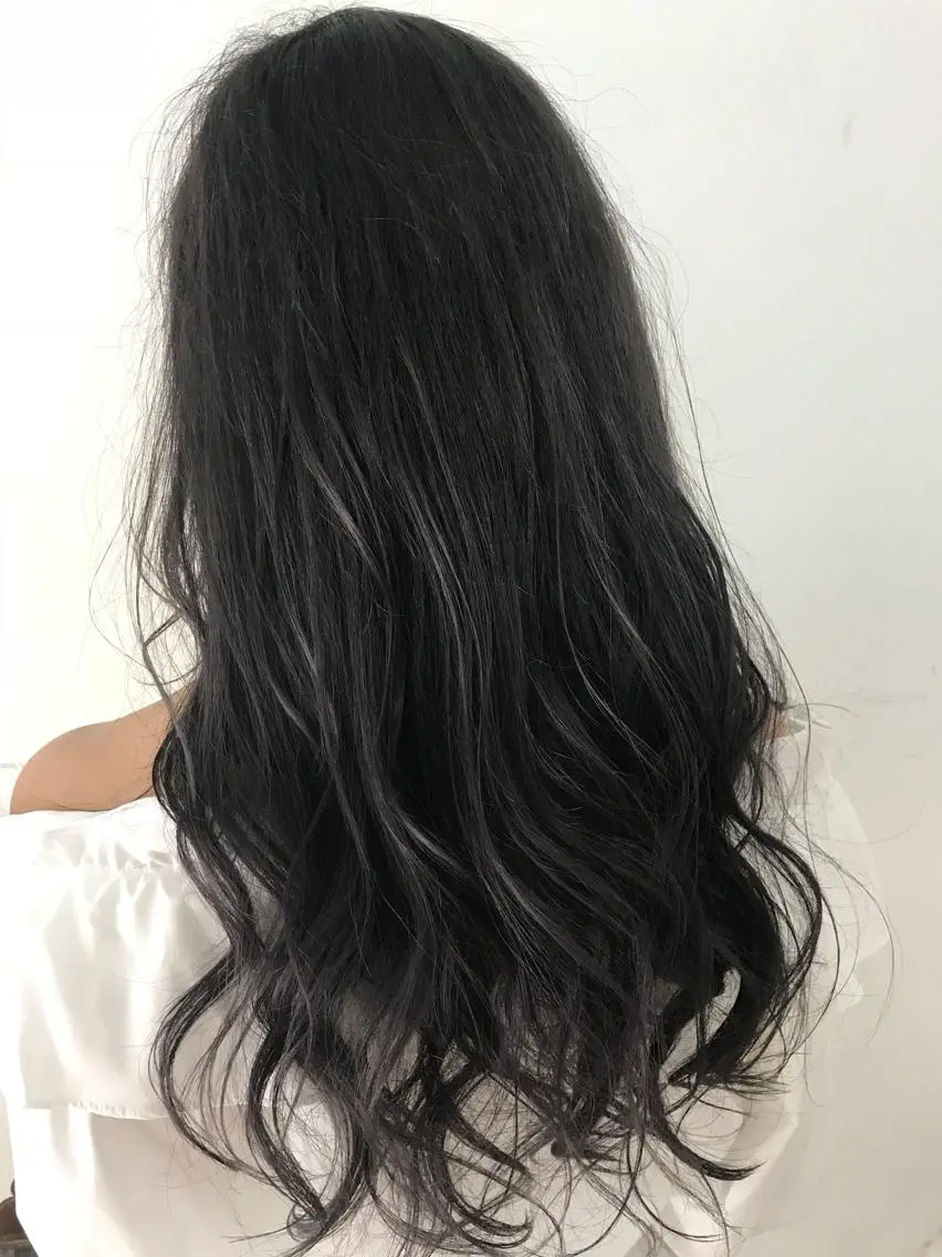 ミディアム カラー カット ヘアカラー トリートメント レイヤーカット 西村あきやのヘアスタイル