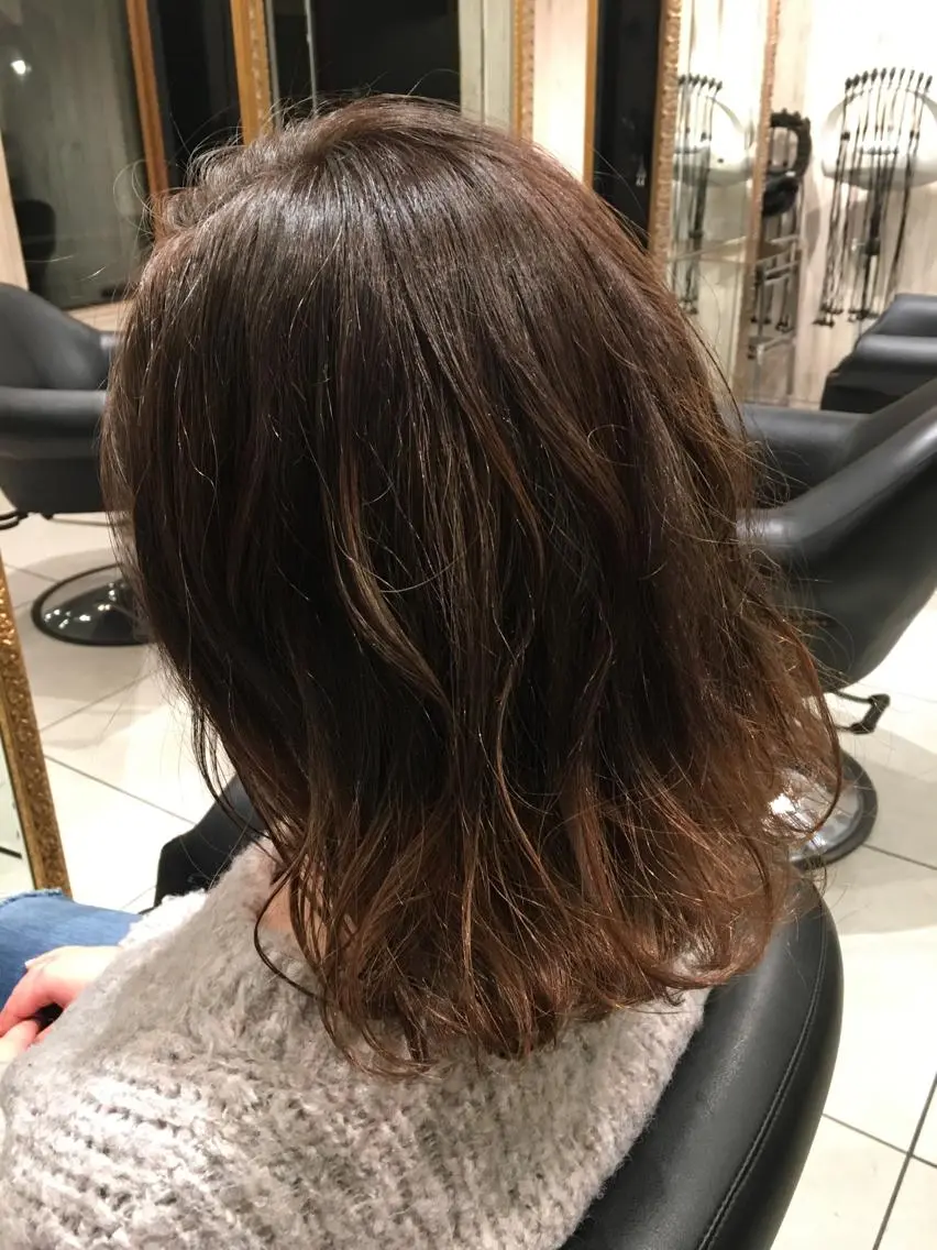 ミディアム カラー グラデーションカラー グレージュ ハイライトカラー ハイライト 永井大樹✨ 透明感カラー✨のヘアスタイル