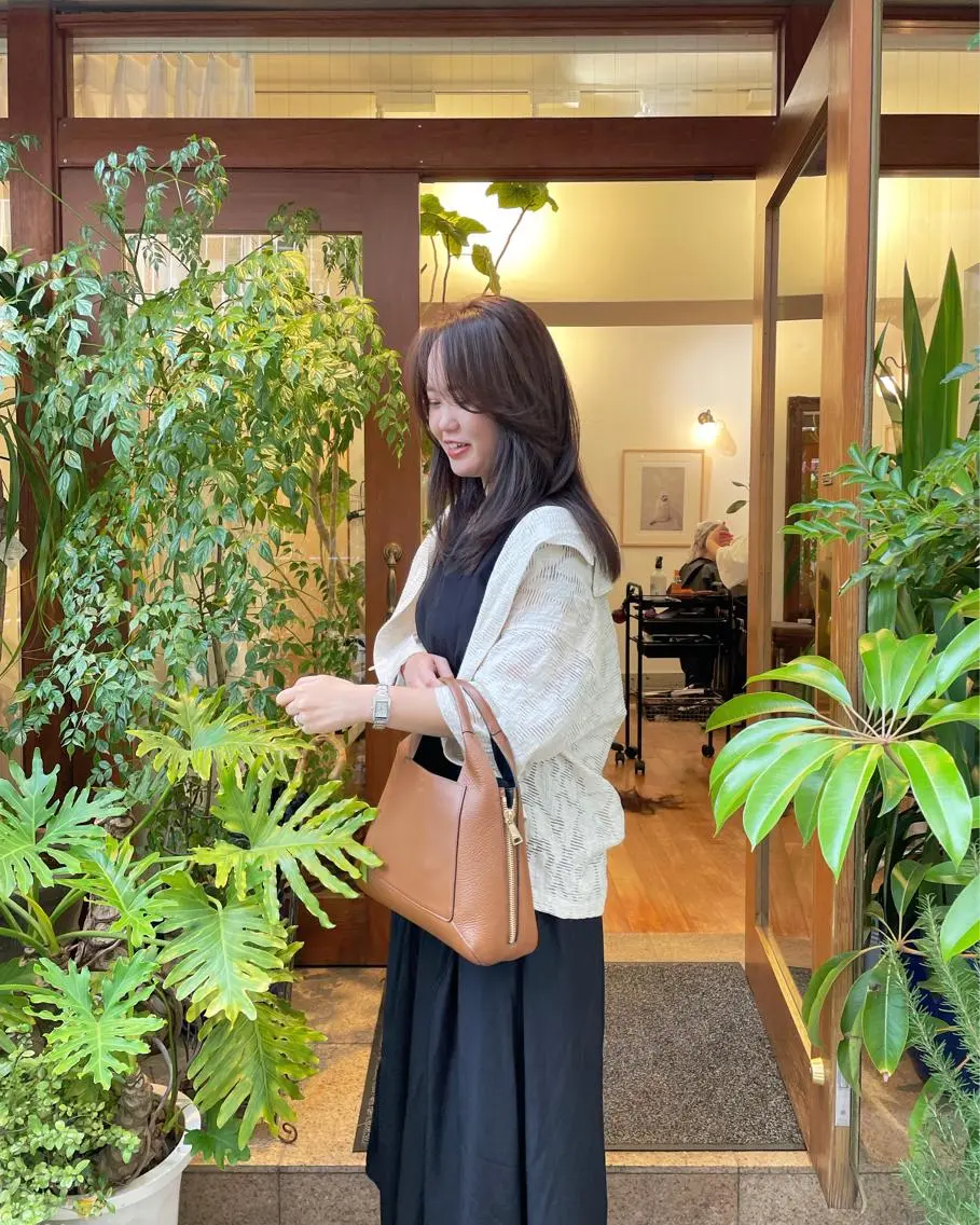 ミディアム アイブロウ レイヤーカット 杉山 憂人のヘアスタイル