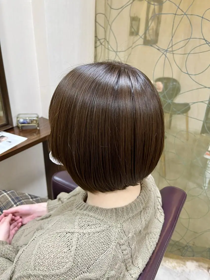 ショート ボブ カット ヘアカラー トリートメント 澤崎 希望のヘアスタイル