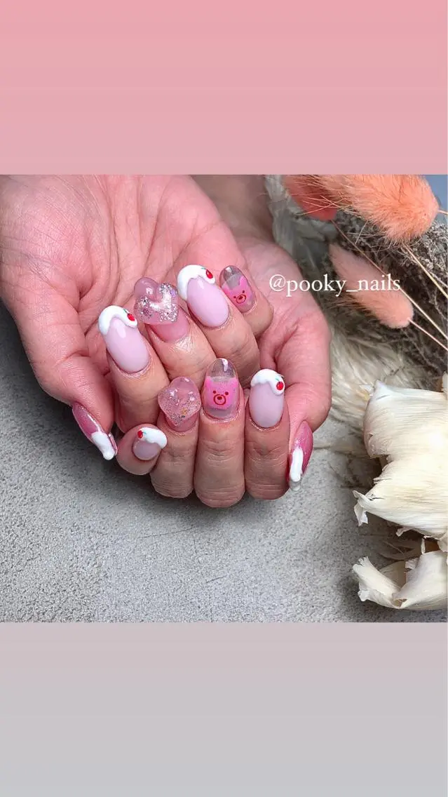 ミディアム ハンドネイル Pooky nailsのネイルデザイン