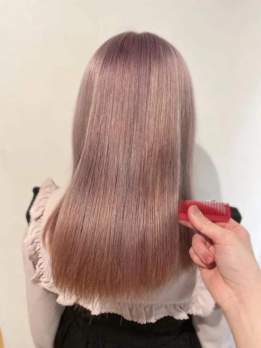 ロング カラー ブリーチ ラベンダーカラー ヘアカラー トリートメント ヘアアレンジ にいた かづしげのヘアスタイル
