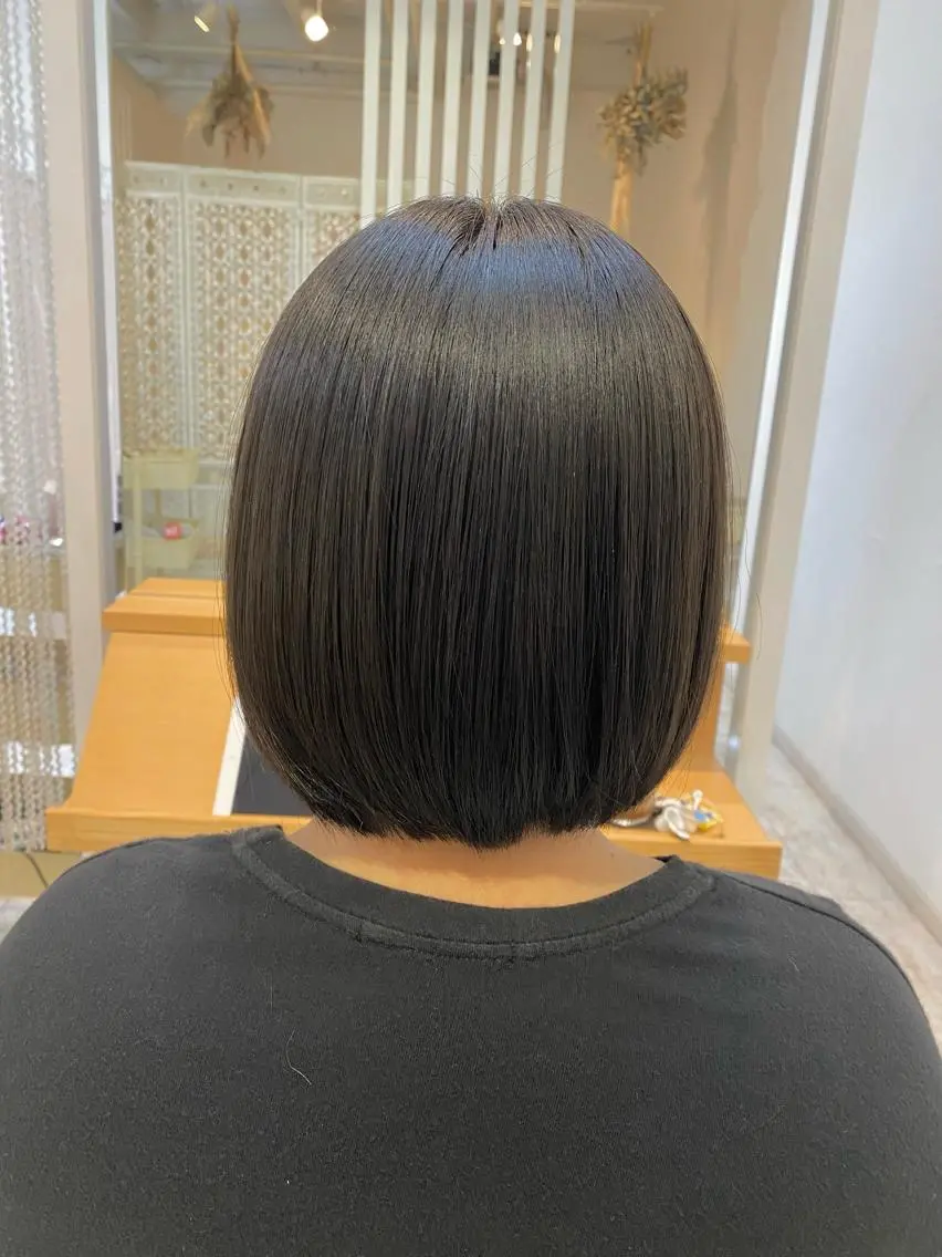 ミディアム カラー Design Color🐰アユミのヘアスタイル