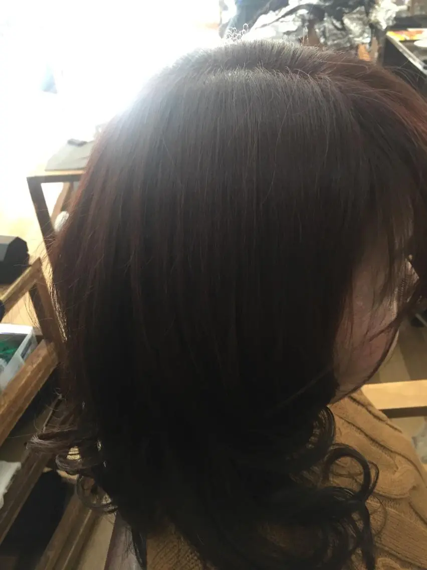 カラー 中山 ルミ子のヘアスタイル