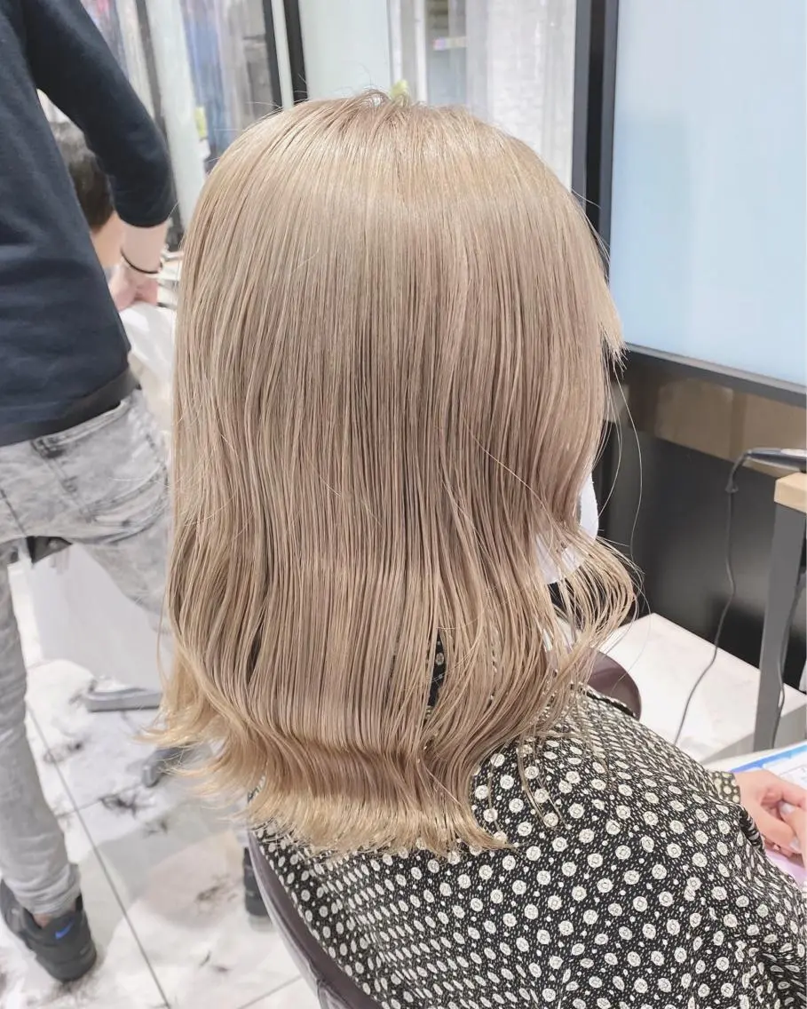 ミディアム カラー ✨髪質改善専門店✨ QOLU✨のヘアスタイル