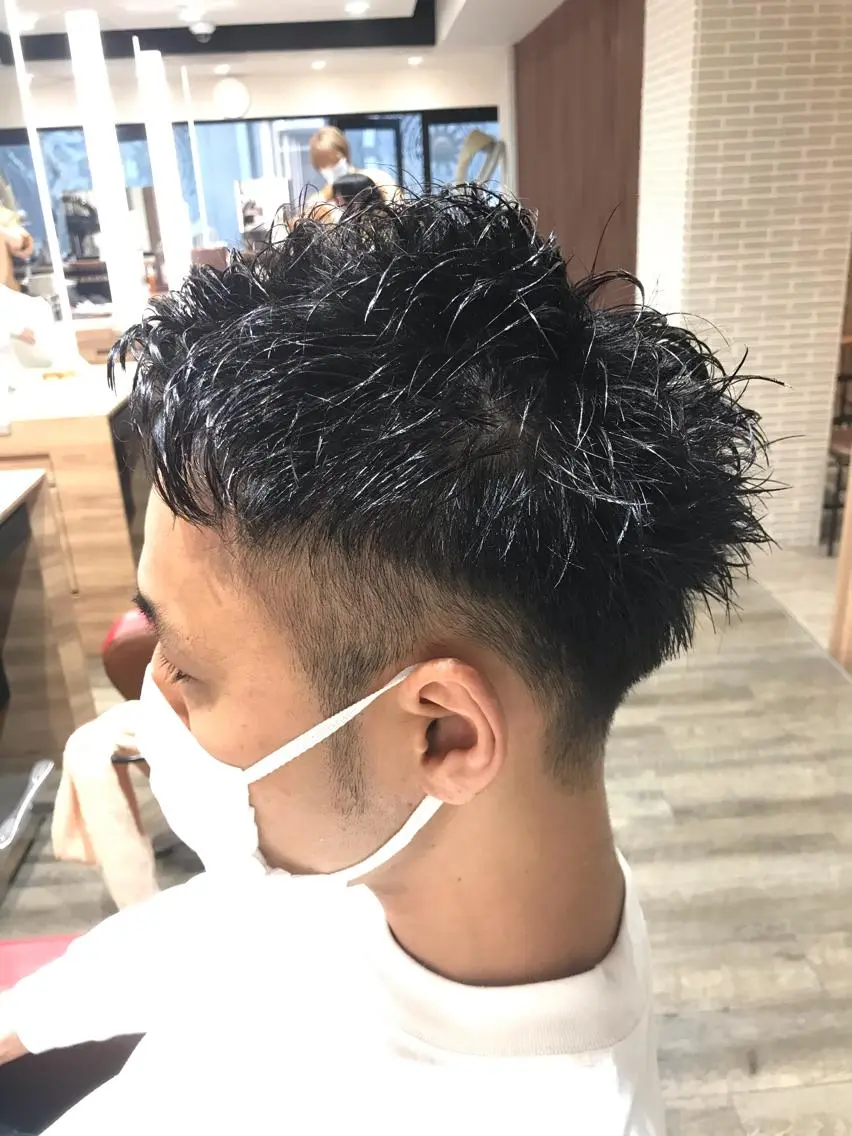 ショート パーマ メンズ メンズパーマ 刈り上げ 限定クーポン 💕大量更新ブリーチのヘアスタイル