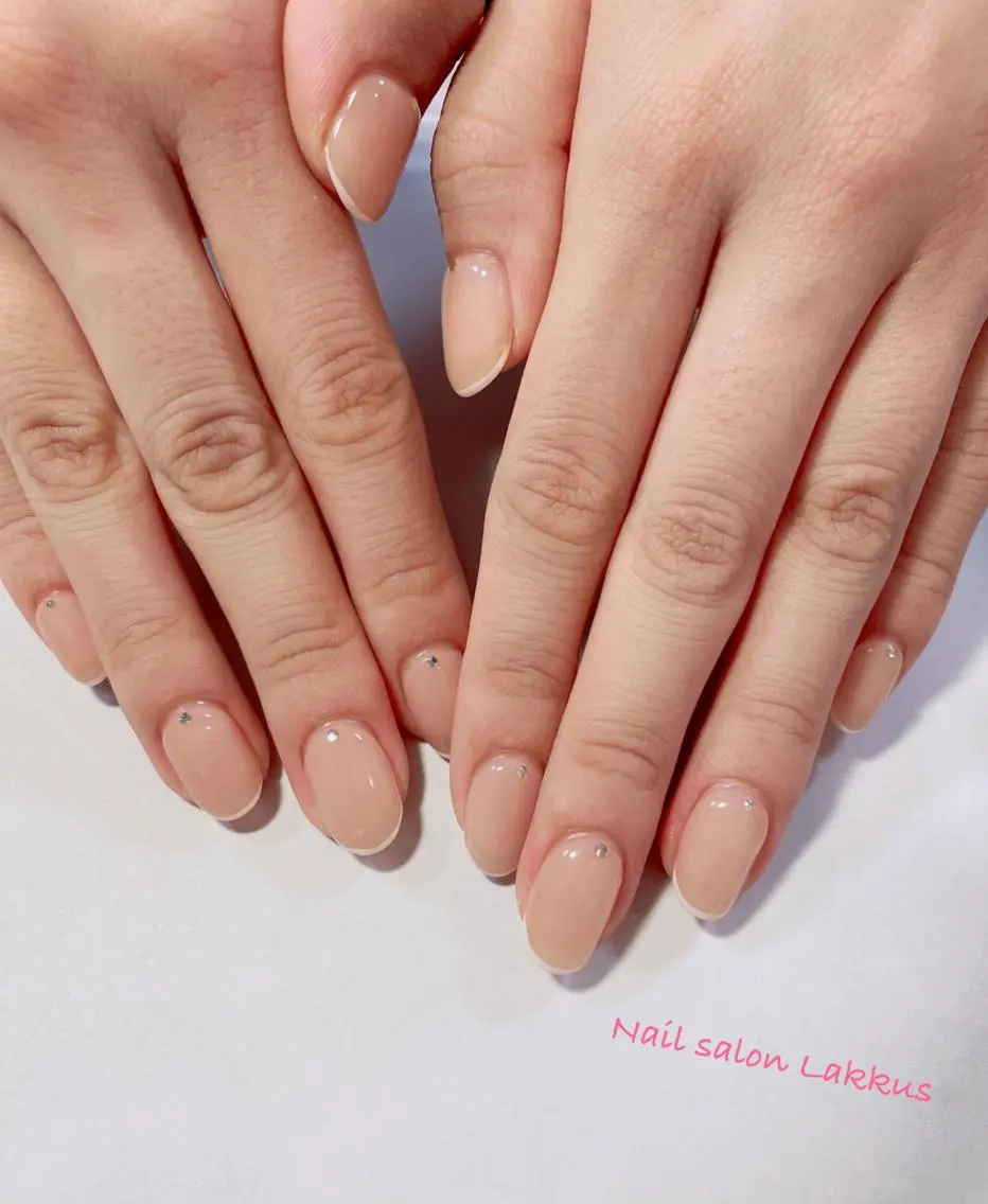 ネイル フレンチネイル Lakkus T－CHIのネイルデザイン