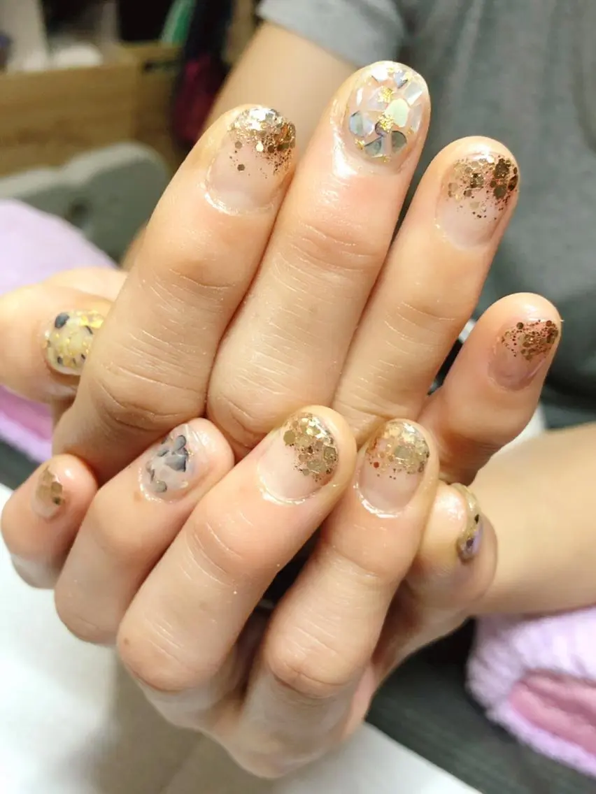 ネイル ゴールド ラメ(グリッター) ハンドネイル ハンドケア u sのネイルデザイン