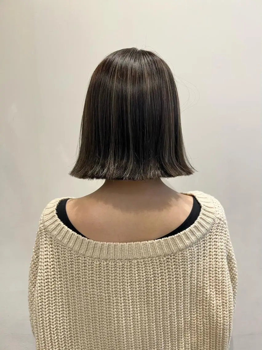ショート カラー ハイライトカラー ハイライト 吉川 陽菜のヘアスタイル
