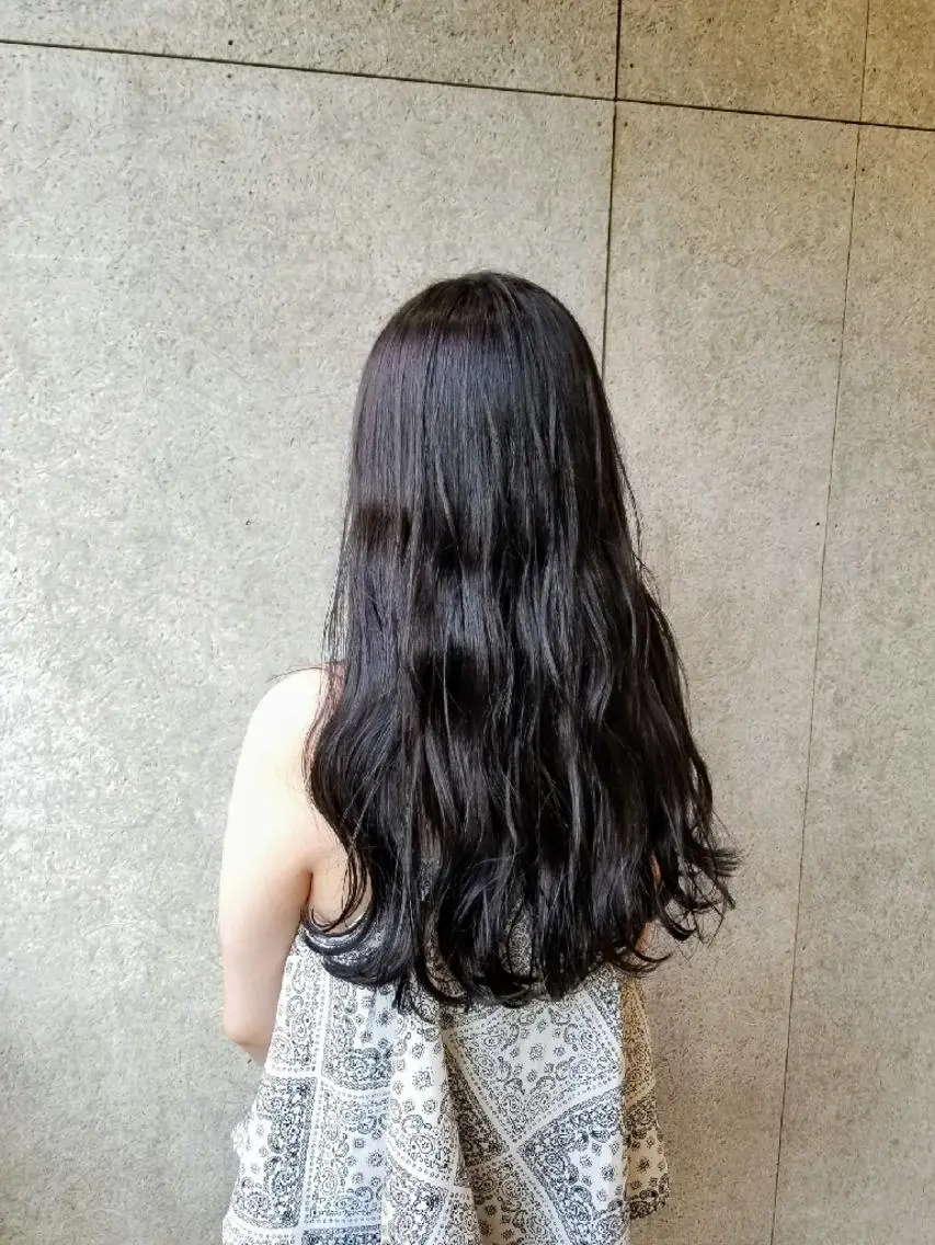 ロング カラー ダークグレー ダークグレージュ グレージュ カット ヘアカラー トリートメント 🌿赤み消し/ 艶カラー落合 優🌿のヘアスタイル