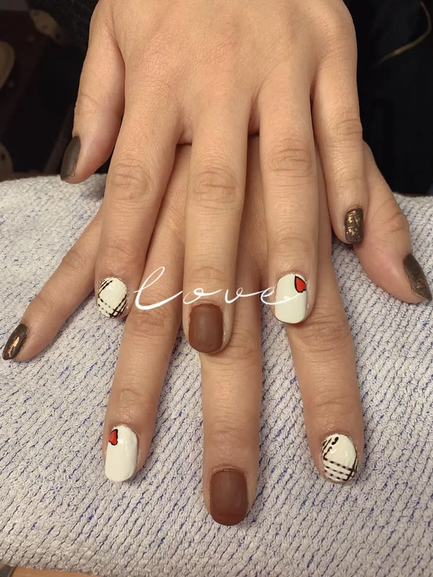 ネイル マットネイル バレンタイン aki_orenge nailのネイルデザイン