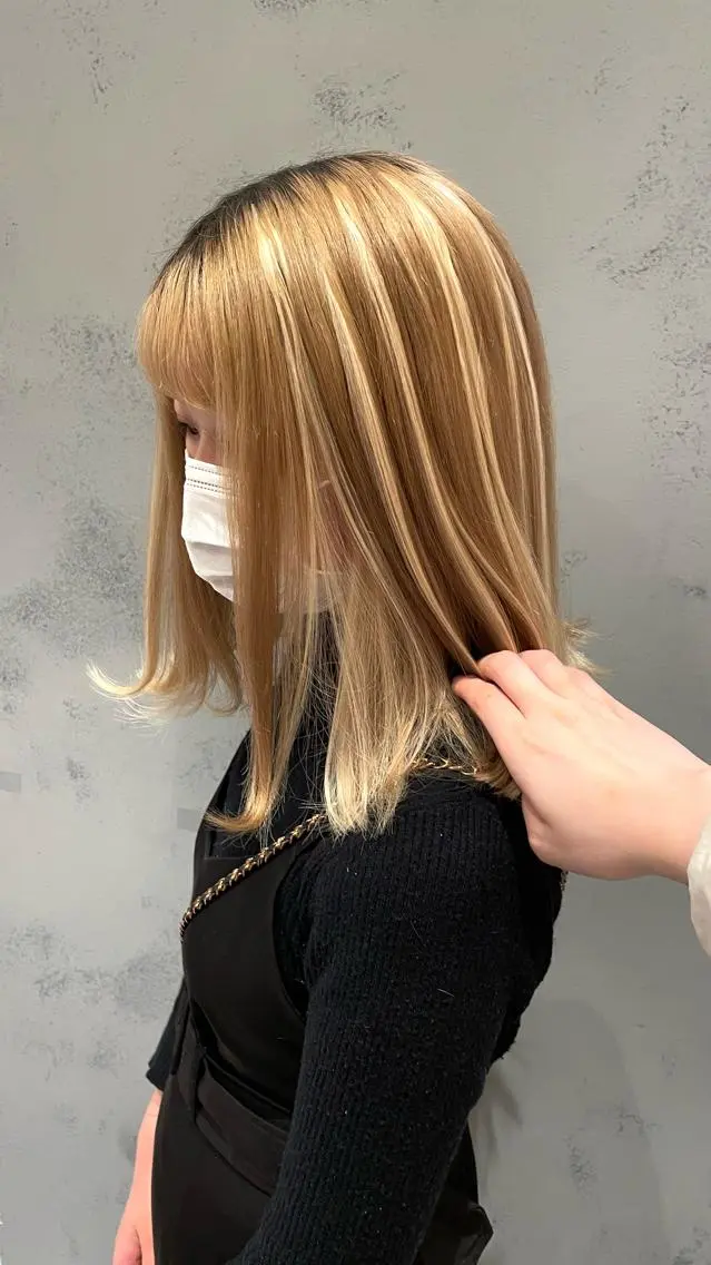 ロング カラー エクステ 苗村 梨愛のヘアスタイル