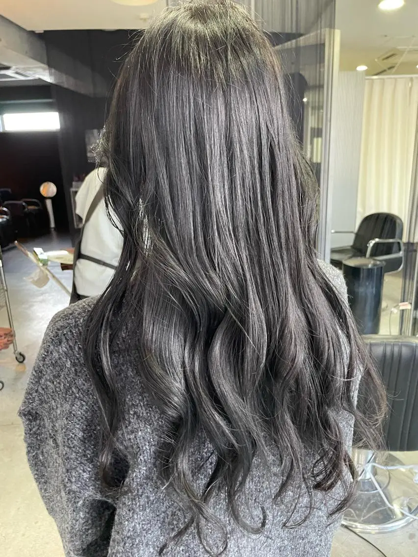 ロング カラー ブリーチ カット ヘアカラー トリートメント 韓国ヘア🤍 慎之介のヘアスタイル