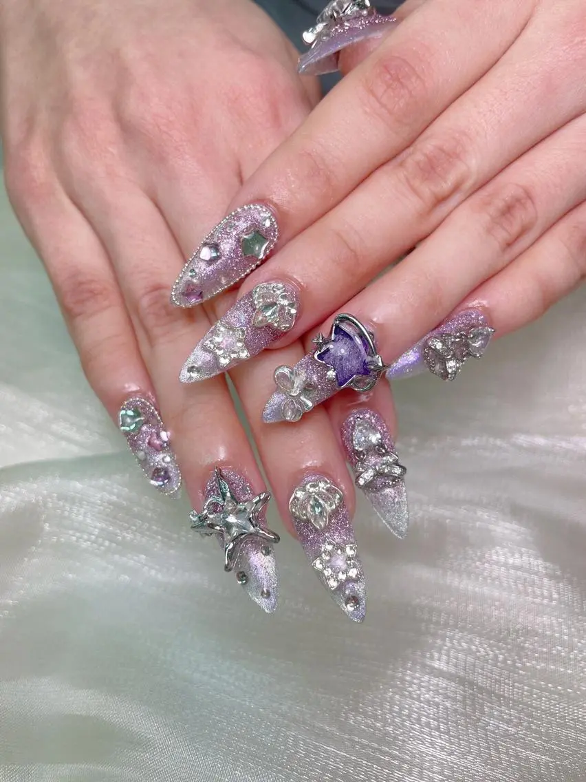 ネイル lucky nail YUI❤︎のネイルデザイン