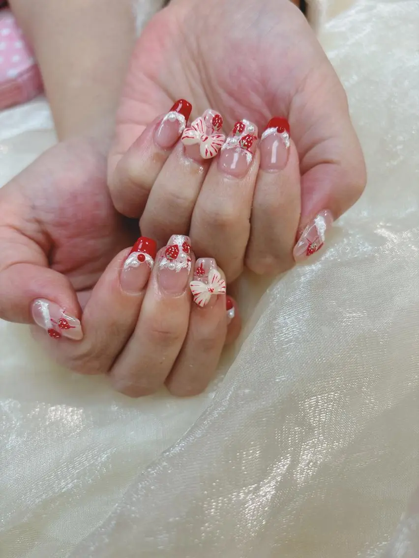 ネイル ネイルサロンブラン ゆず🍀のネイルデザイン