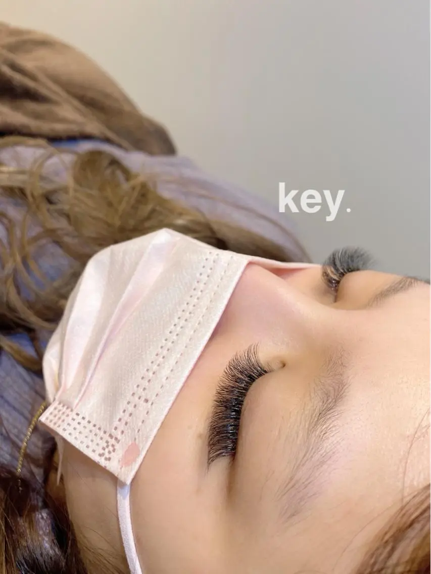 マツエク・マツパ 付け放題 Cカール ボリュームラッシュ マツエク アイデザイナー Key(ケイ)の眉毛・アイブロウイメージ