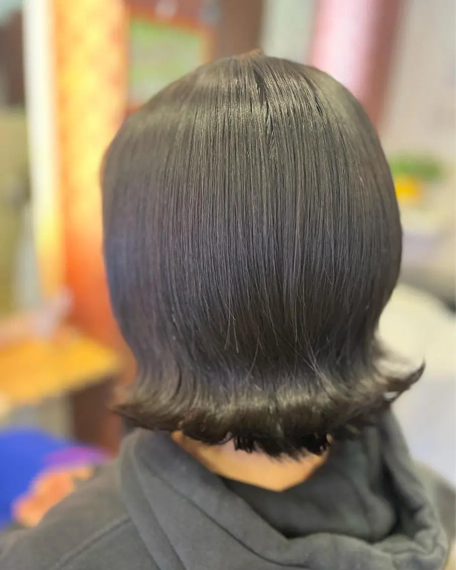 ミディアム ボブ 外ハネヘア 織田 英之のヘアスタイル