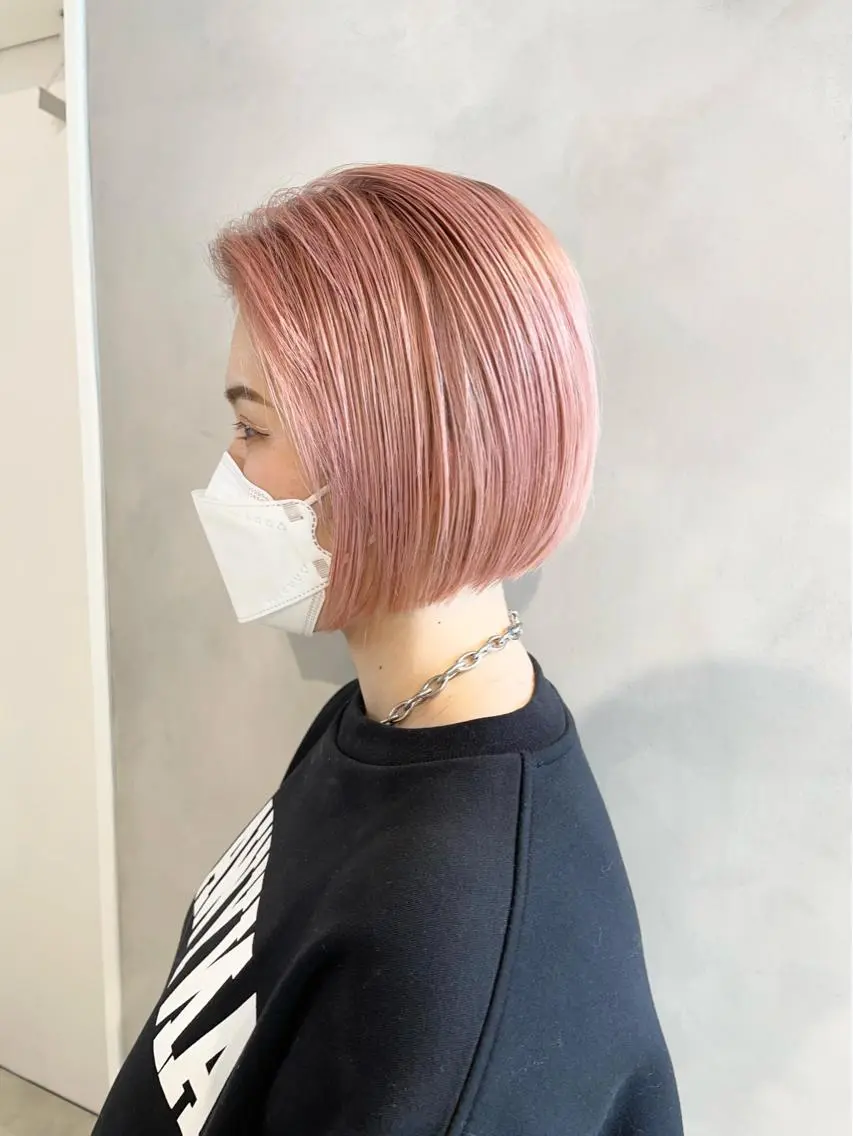 ショート カラー ベージュカラー ピンクカラー ピンクベージュ 🦋レイヤーカット ミドリカワ🦋のヘアスタイル