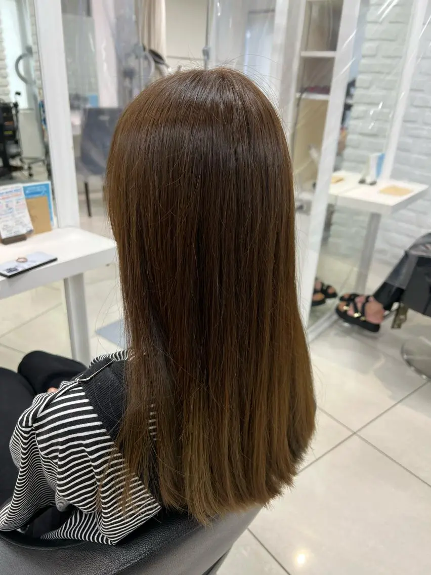 ロング カラー ベージュカラー オリーブベージュ カット ヘアカラー 【暖色カラー特化】 中山由梨のヘアスタイル