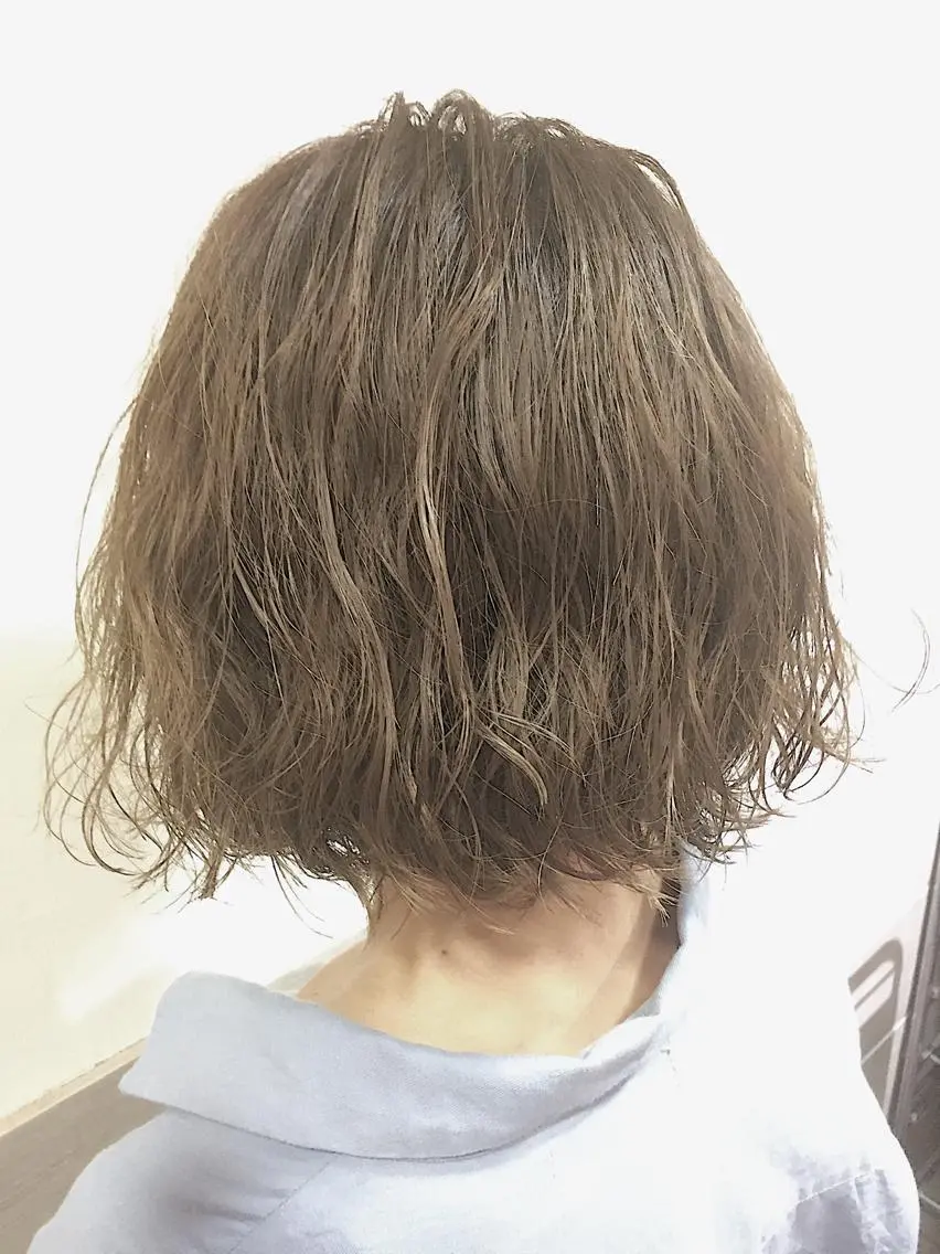 ショート カラー パーマ ショートボブ ベージュカラー ミルキーベージュ ボブ 外国人風カラー 可愛いを作る神 ナオヒロのヘアスタイル