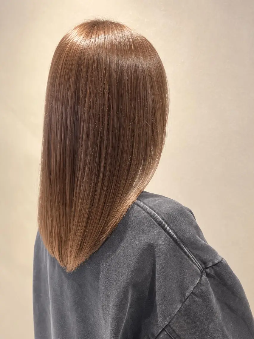 セミロング ヘアカラー トリートメント Li'a【リア】 ANNAのヘアスタイル