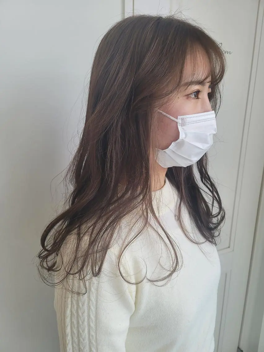 ロング カラー ミストバング フェイスフレーミング インナーカラー カット ヘアカラー トリートメント 鈴木 翠のヘアスタイル