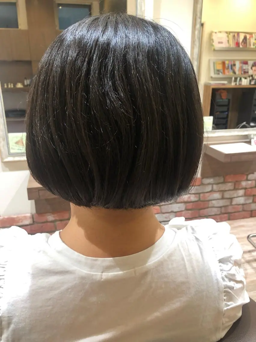 ミディアム ボブ メンズパーマ、カラー 大募集村上莉奈のヘアスタイル